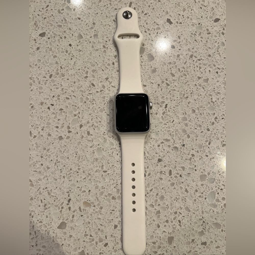 Apple Watch Series 3 38mm silver aluminum case with white sport band smart watch